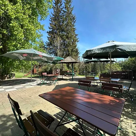 מלון Waldhotel Zoebischhaus 2*