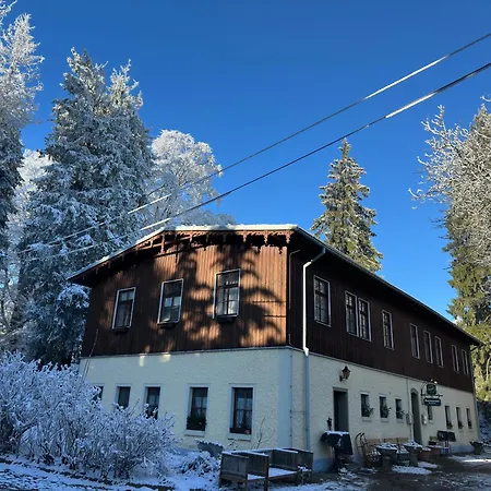 מלון Waldhotel Zoebischhaus באד ריבולדסגרין