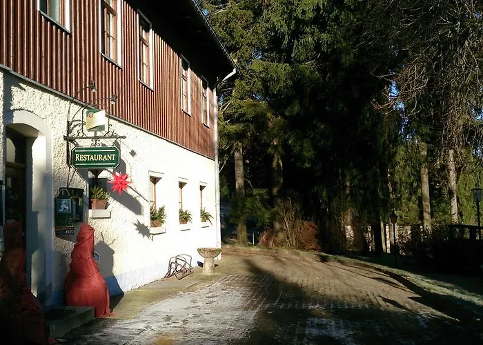Waldhotel Zoebischhaus Hotel
